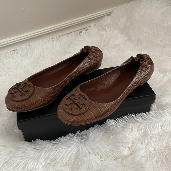 TORY BURCH brown, crocodile leather flats - Picture 2 of 4
